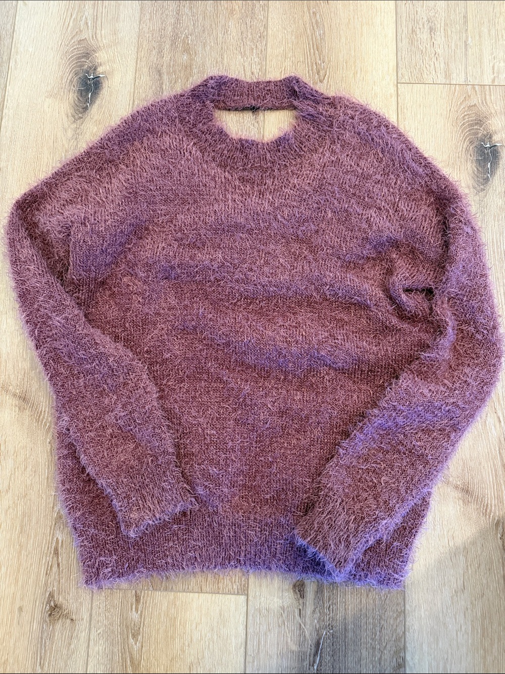 Women’s Plush Crewneck Sweater in Mauve Plum